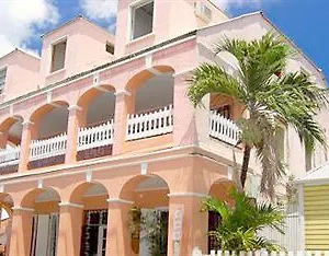 Company House Hotel